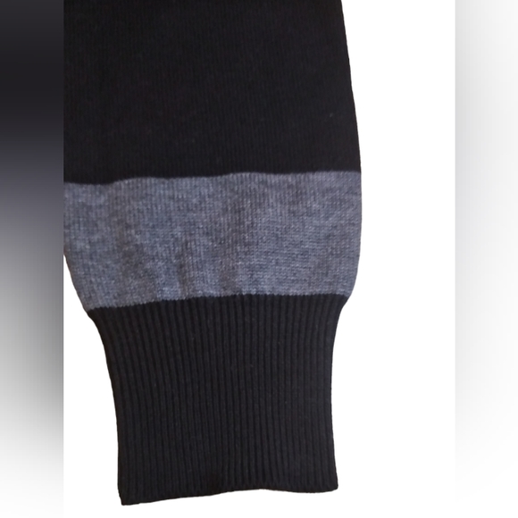 Sergio Louis Men's Black & Grey Striped V-Neck Size Large. - Picture 4 of 10